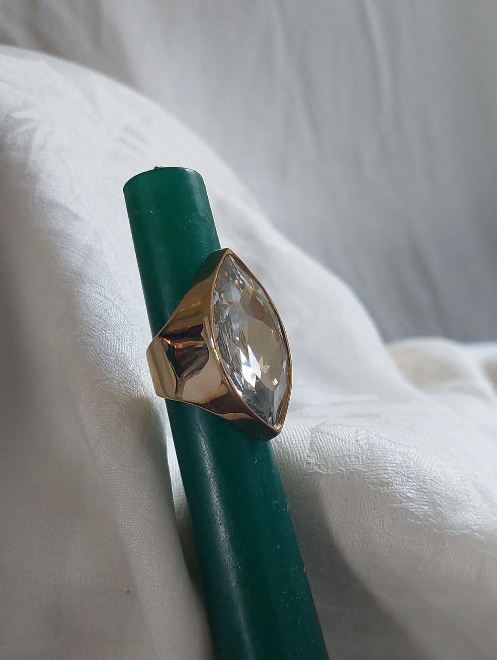St John Gold-Tone Marquise Clear Crystal Statement Ring Size 6